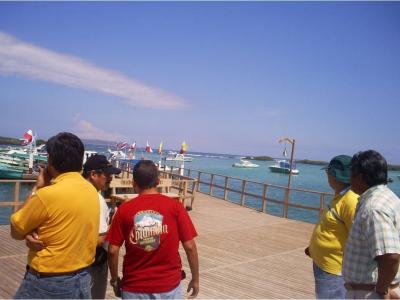 Todo pasajero que salga desde el muelle del embarcadero tiene que pagar tasa municipal